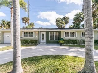 284 E Shadyside Cir, West Palm Beach, FL 33415