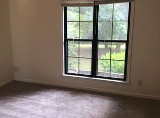4105 The Oaks Dr, Raleigh, NC 27606