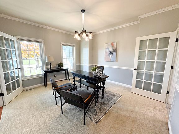 5th image of 513 Kinsale Ct