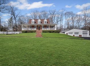 219 Lee Rd, Dickson, TN 37055