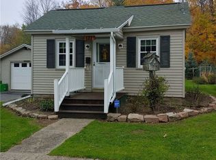 121 Knapp St, Albion, NY 14411