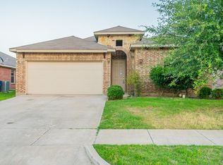 1743 Park Trails Blvd, Princeton, TX 75407