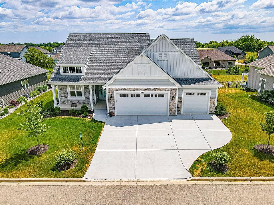 1st image of 7833 Williamsburg COURT