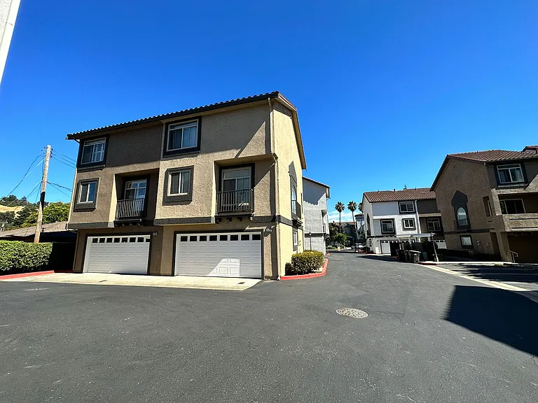 25126 Angelina Ln #9 — Photo 25