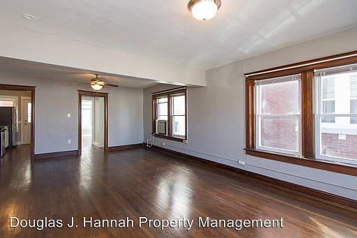 3rd image of 1219 W 41st St