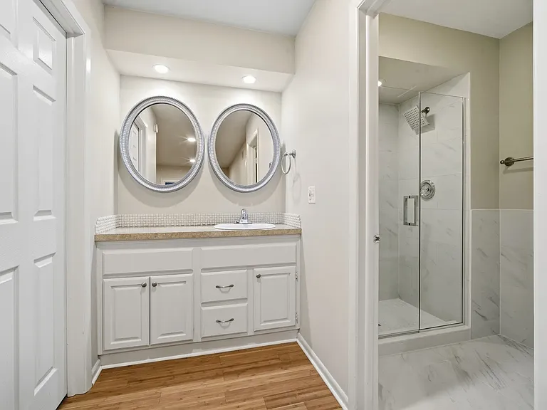 2456 Cobblewood Dr — Photo 7