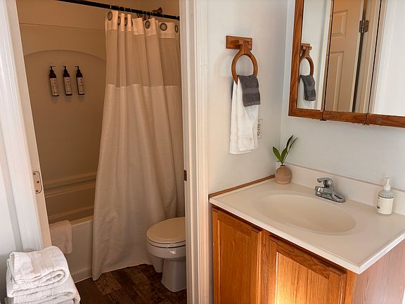5th image of 1435 W 25th Ave APT 7