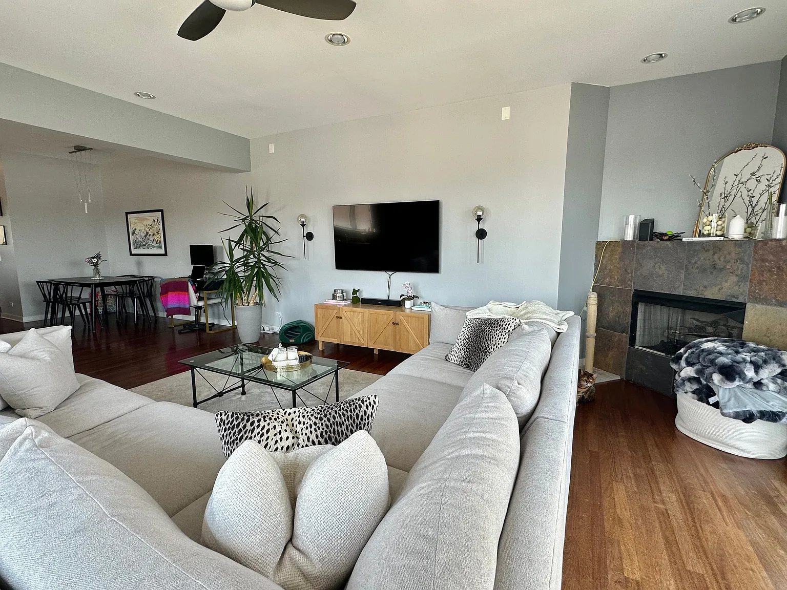 2 bed, 1800 sqft, $3,200 — Photo 4