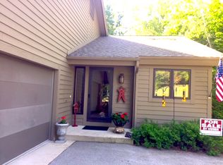 6784 Mission Rdg, Traverse City, MI 49686