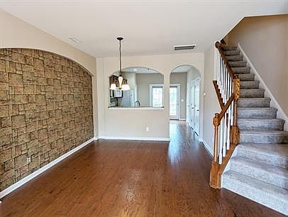 1st image of 100 Stratford Lakes Dr #1-120-1