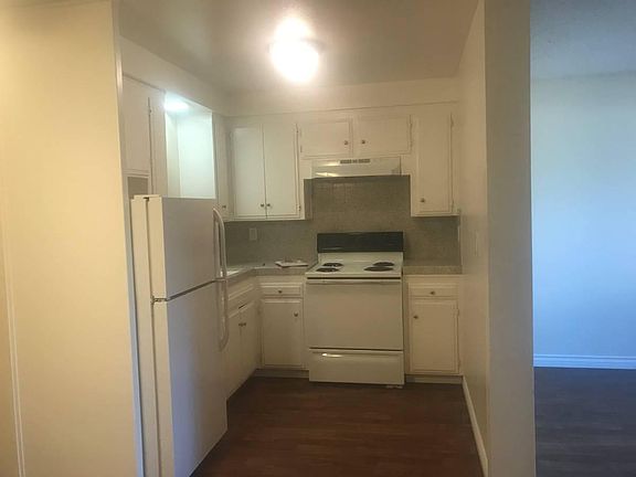 4th image of 4081 Arizona St APT 4