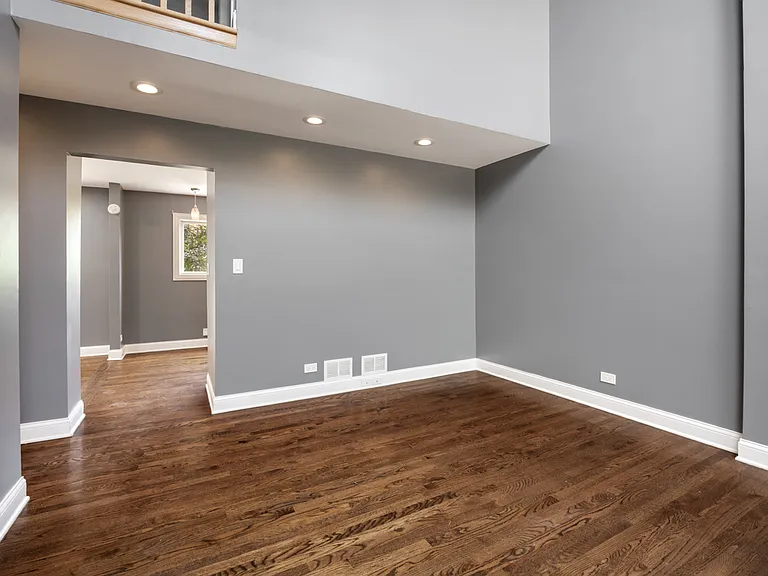 713 Acadia Ct — Photo 9