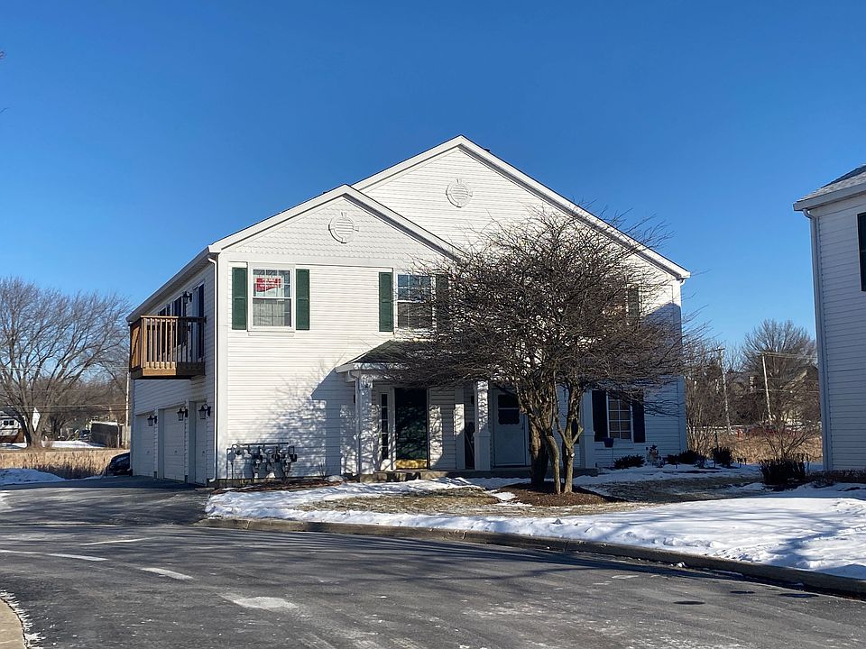 1st image of 729 Fieldcrest Dr