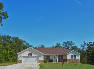 26536 Sunshine Ln, Laquey, MO 65534