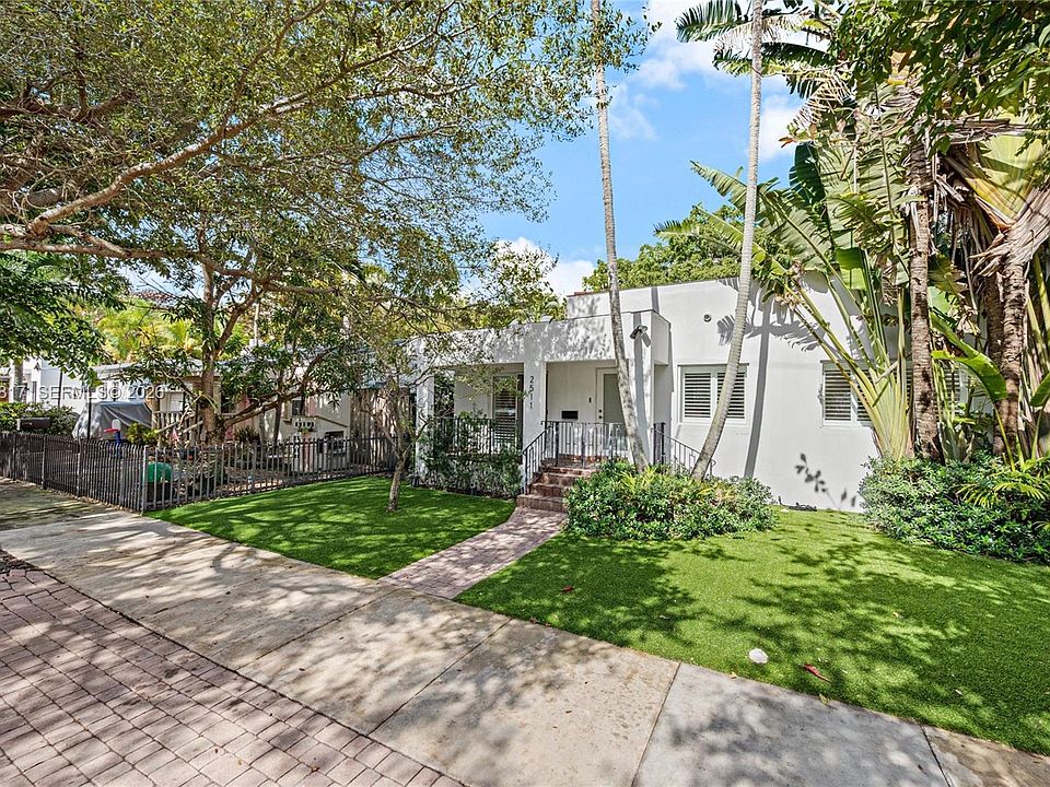 1st image of 2511 Tequesta Ln