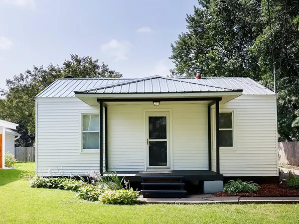928 Thornton Ave, Des Moines, IA 50315