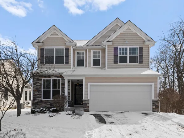 190 Crystal Petal Dr, Delaware, OH 43015