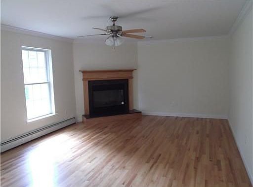 4th image of 3 Edgewood Dr