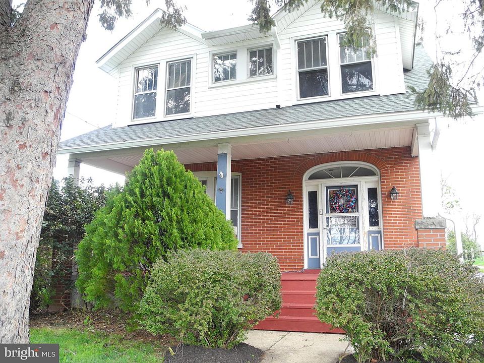 1st image of 1048 S Potomac St