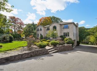 67 Ahnert Ave, North Haledon, NJ 07508