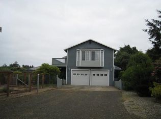428 Lake West Loop NE, Ocean Shores, WA 98569