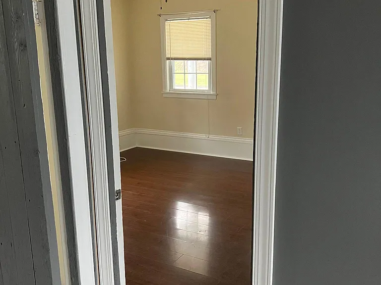 439 S Jackson St #LOWER FRONT — Photo 16