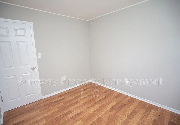 17 Snowdon Ln — Photo 45