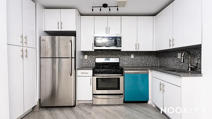 Rented by Nooklyn NYC LLC | media 22