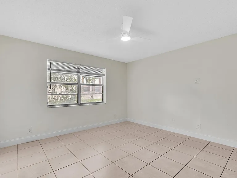 2510 Riverside Dr #2510 — Photo 39