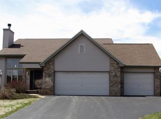 13154 Glencrest Ln, Rockton, IL 61072