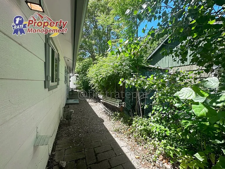1819 S Jessie St — Photo 10