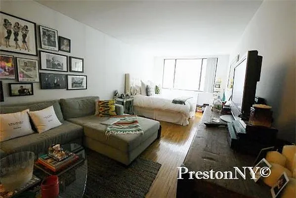 Rented by JM Preston Properties LLC | media 8