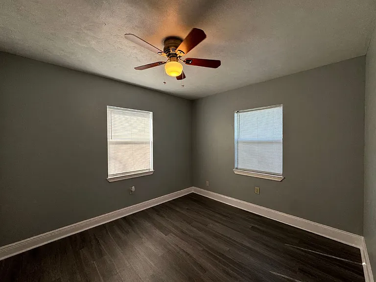 5117 Douglas St #A — Photo 12