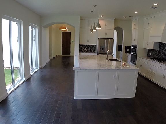 5th image of 3623 Vineyard Way