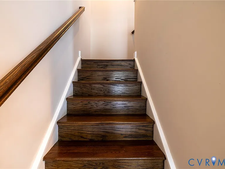 11443 Hayloft Ln — Photo 43
