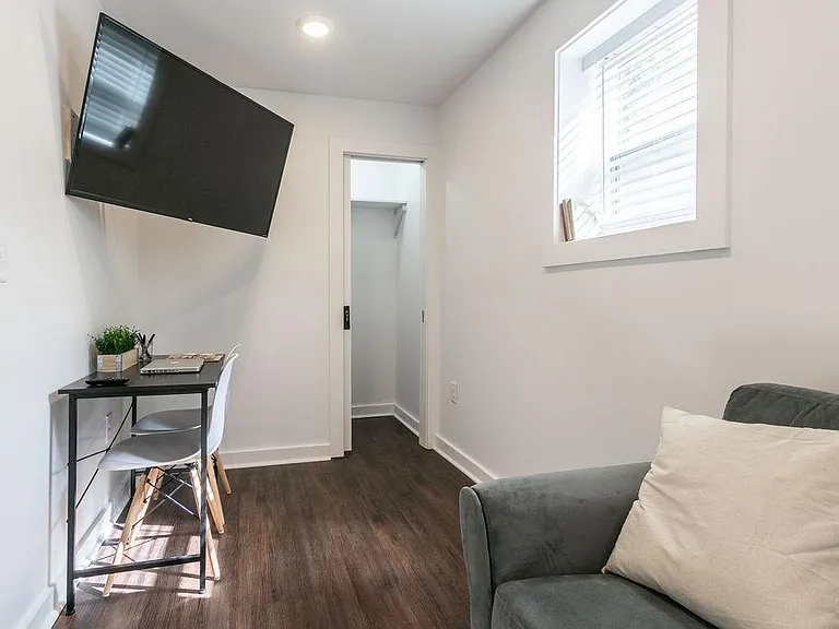 648 Dearing St — Photo 11