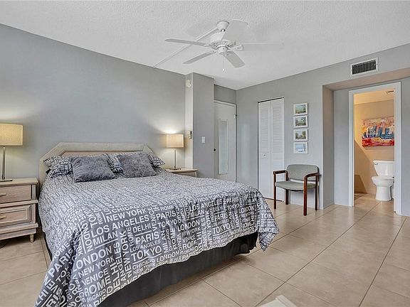 5th image of 2999 NW 48th Avenue #450