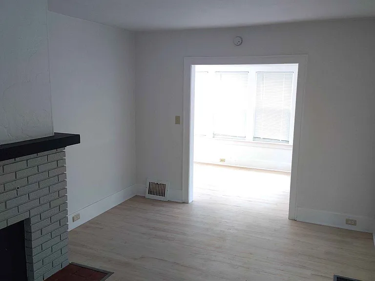 2307 Mackinaw St — Photo 6