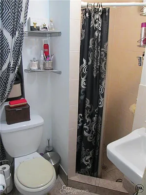 Rented by City Connections Realty | media 29