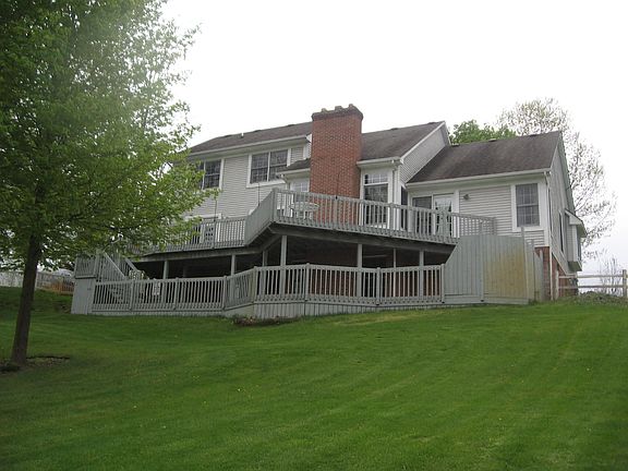 3rd image of 10797 Fairlane Dr