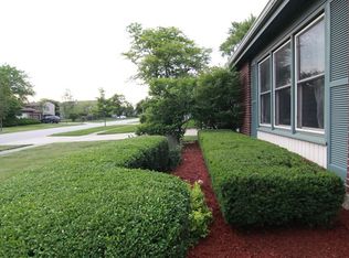 248 Whitewater Dr, Bolingbrook, IL