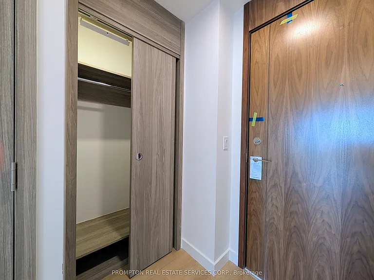 18 Esther Shiner Blvd #2207 — Photo 11