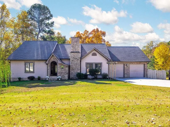 486 Gadd Rd, Hixson, TN 37343