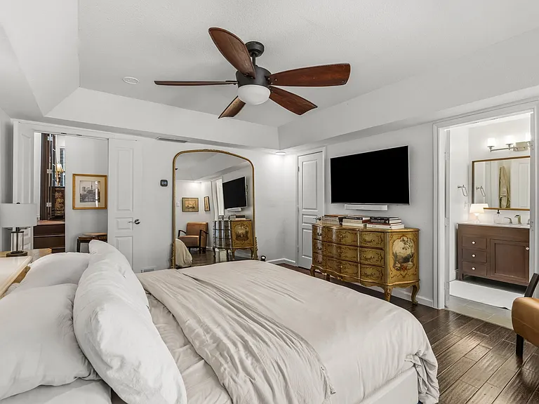 6124 Summer Creek Cir — Photo 24