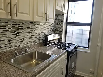 Rented by Bruma Realty LLC