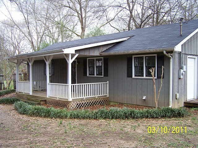 2nd image of 14 Pine St