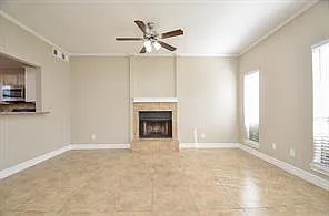 1 bed, 1.5 bath, 1032 sqft, $1,550 — Photo 3