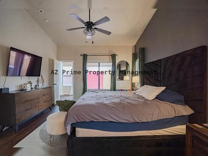 3321 E Blackhawk Dr — Photo 25