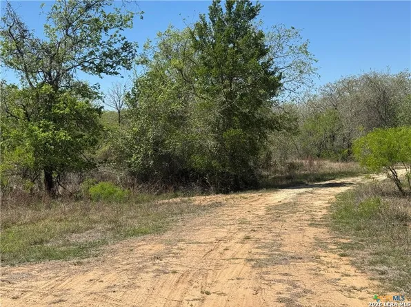 00 Dowdy LOT 6.1, Kingsbury, TX 78638