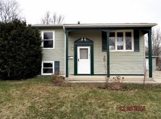 302 McKool Ave, Romeoville, IL 60446